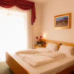 Prinz Rudolf Smart 4*