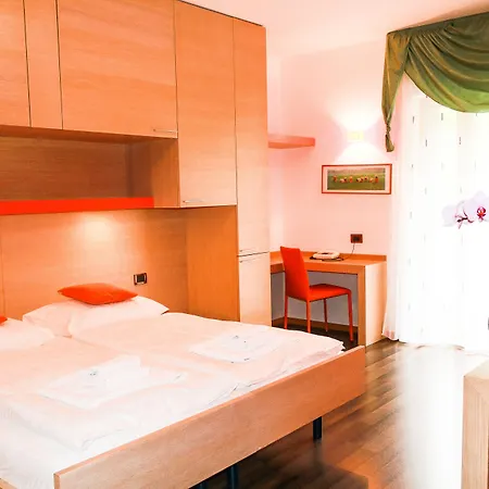 Prinz Rudolf Smart Ξενοδοχείο Μεράνο